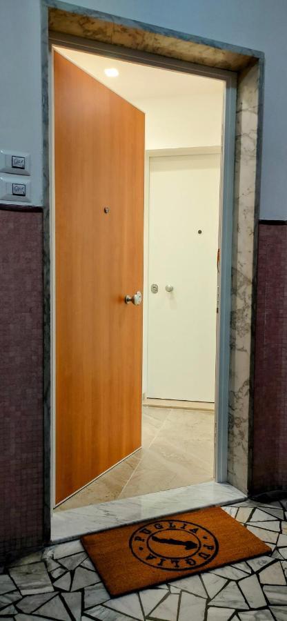 Effe4 Lovely Room Бари Экстерьер фото