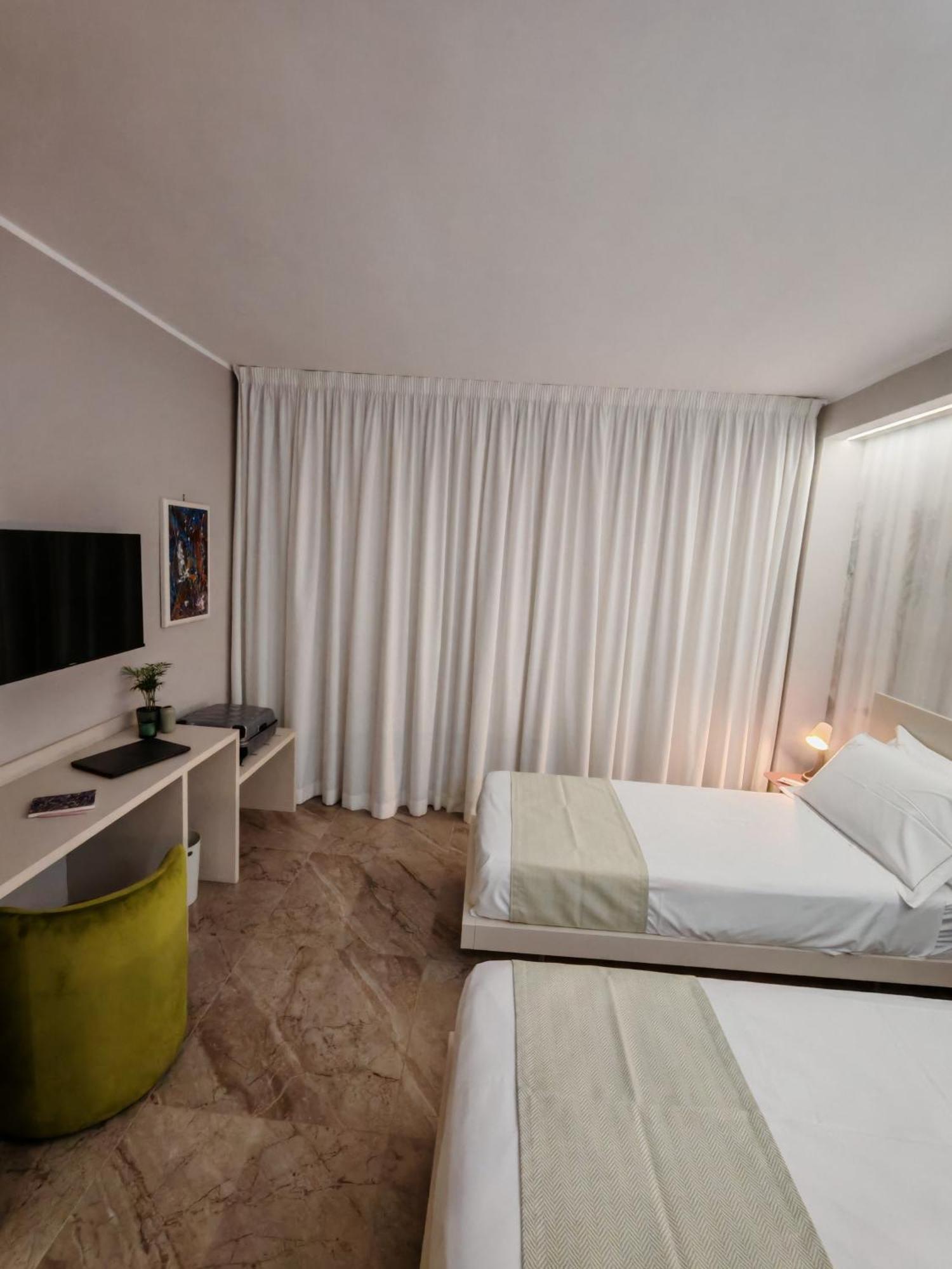 Effe4 Lovely Room Бари Экстерьер фото