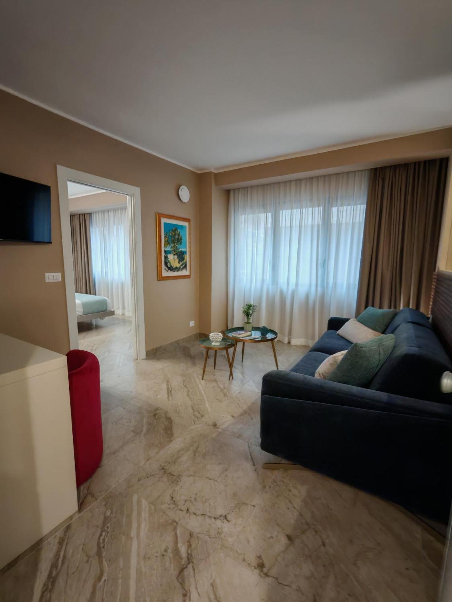 Effe4 Lovely Room Бари Экстерьер фото