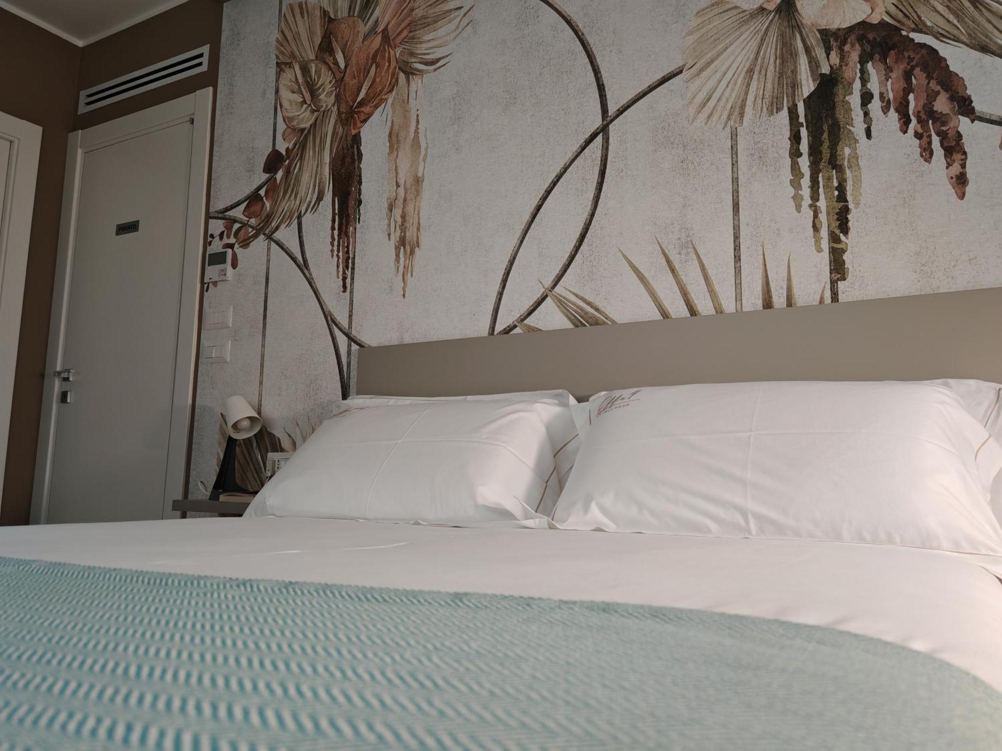 Effe4 Lovely Room Бари Экстерьер фото